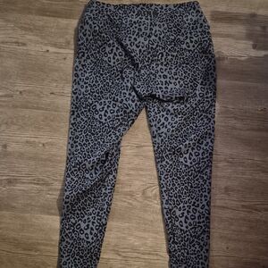 Active USA Pink Active Gray and Black Leopard Leggings
